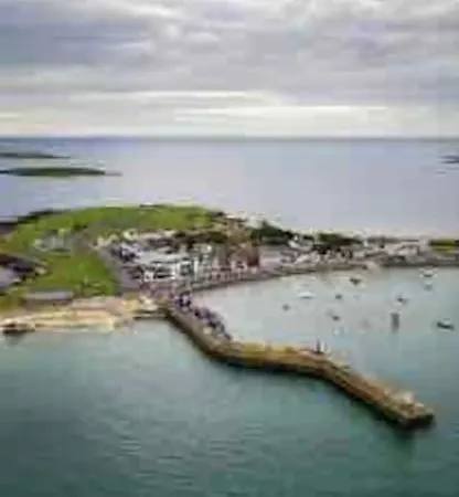 The Captains Wheel Daire *