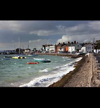 The Captains Wheel Daire