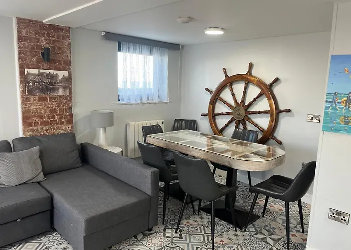 The Captains Wheel Skerries